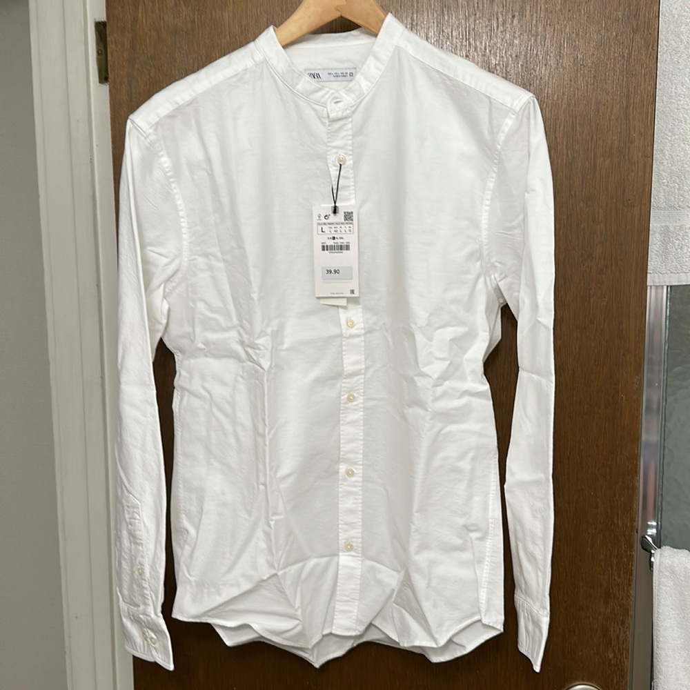 Zara Men’s Banded Collar Dress Shirt. White, (Large).